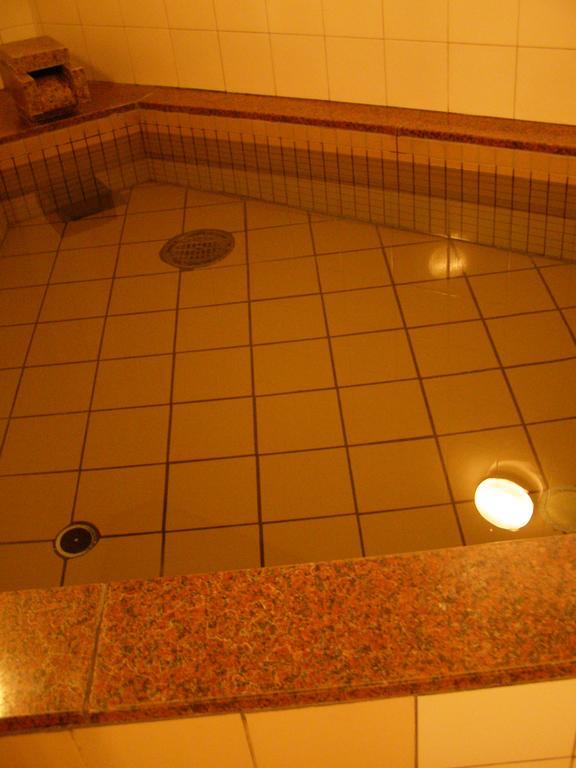 Resort Capsule Sakuragicho Йокогама Екстер'єр фото